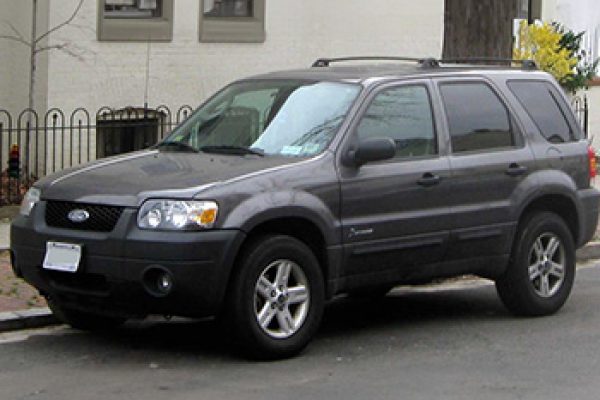 1st-Ford-Escape-Hybrid_